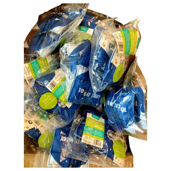 Father's Day Cat Daddy Letter Plush Cat Toy With Catnip By Frisco - Picture 6 of 14